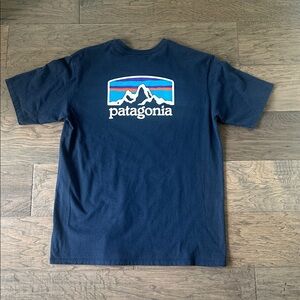 Patagonia Men's Dark Blue Short Sleeve Tee